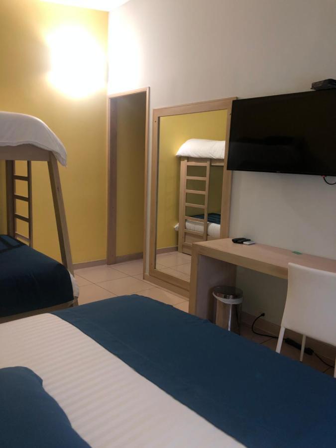 Hostel Paradise St 圣玛尔塔 外观 照片